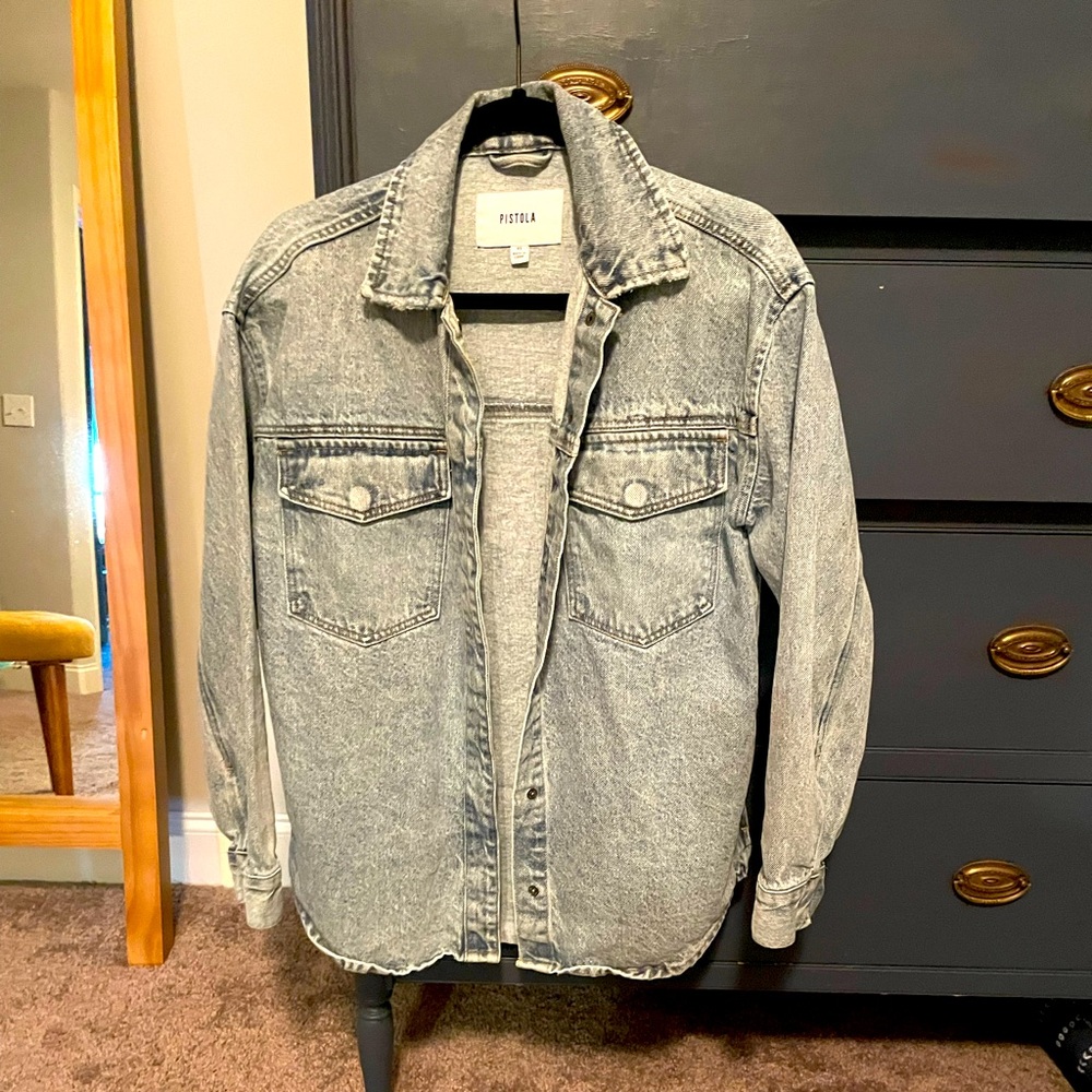 Pistola Mandy Shacket in Paloma. EUC XS